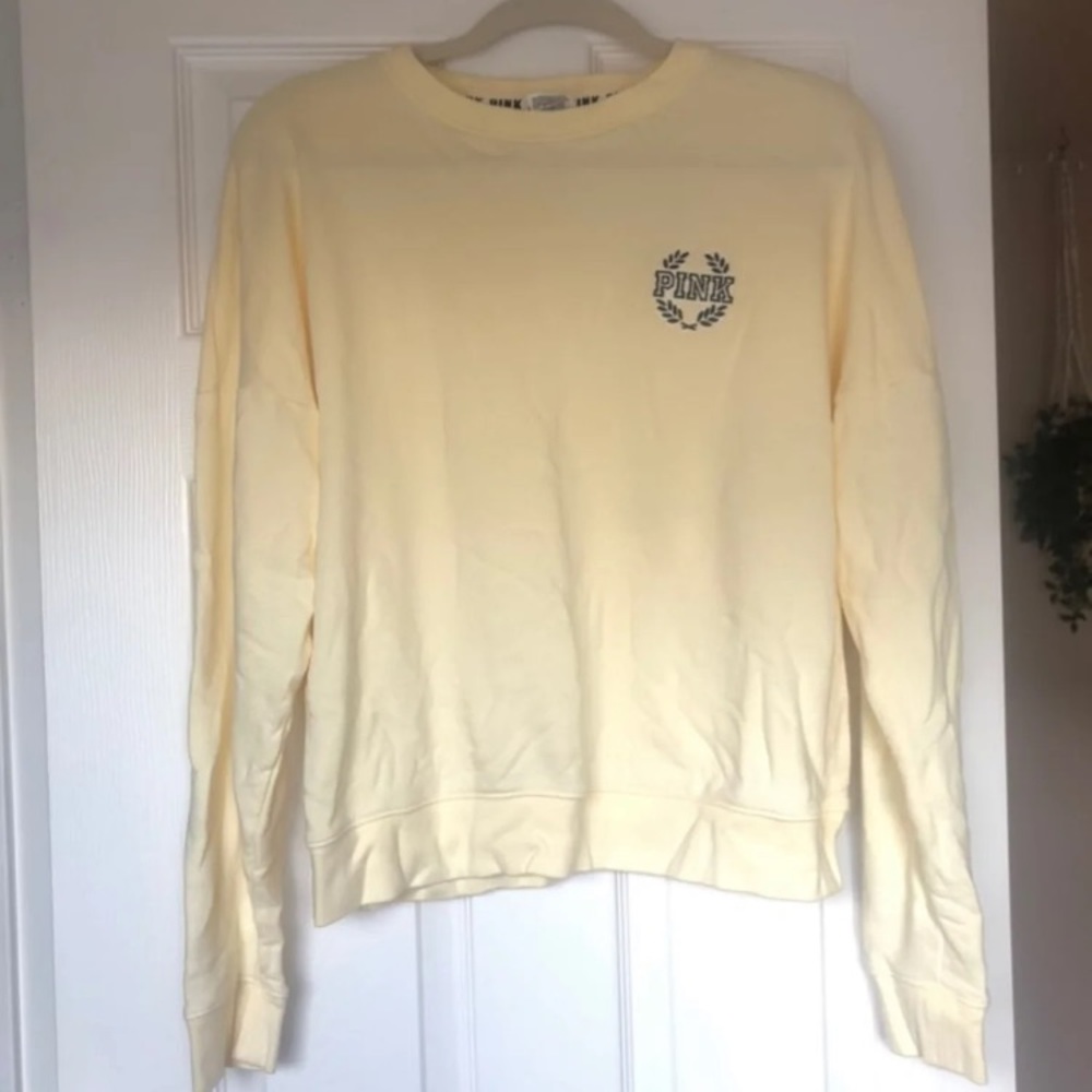PINK Sweatshirt
